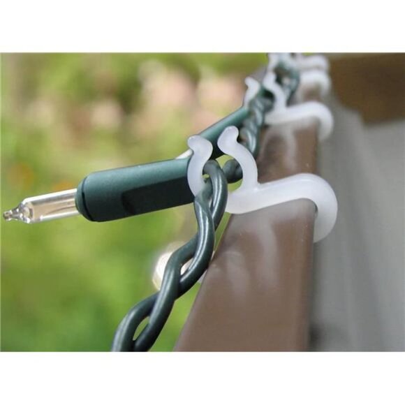 200 Mighty Clip Lights - Christmas Lights on Shingles & Gutters - Picture 6 of 6